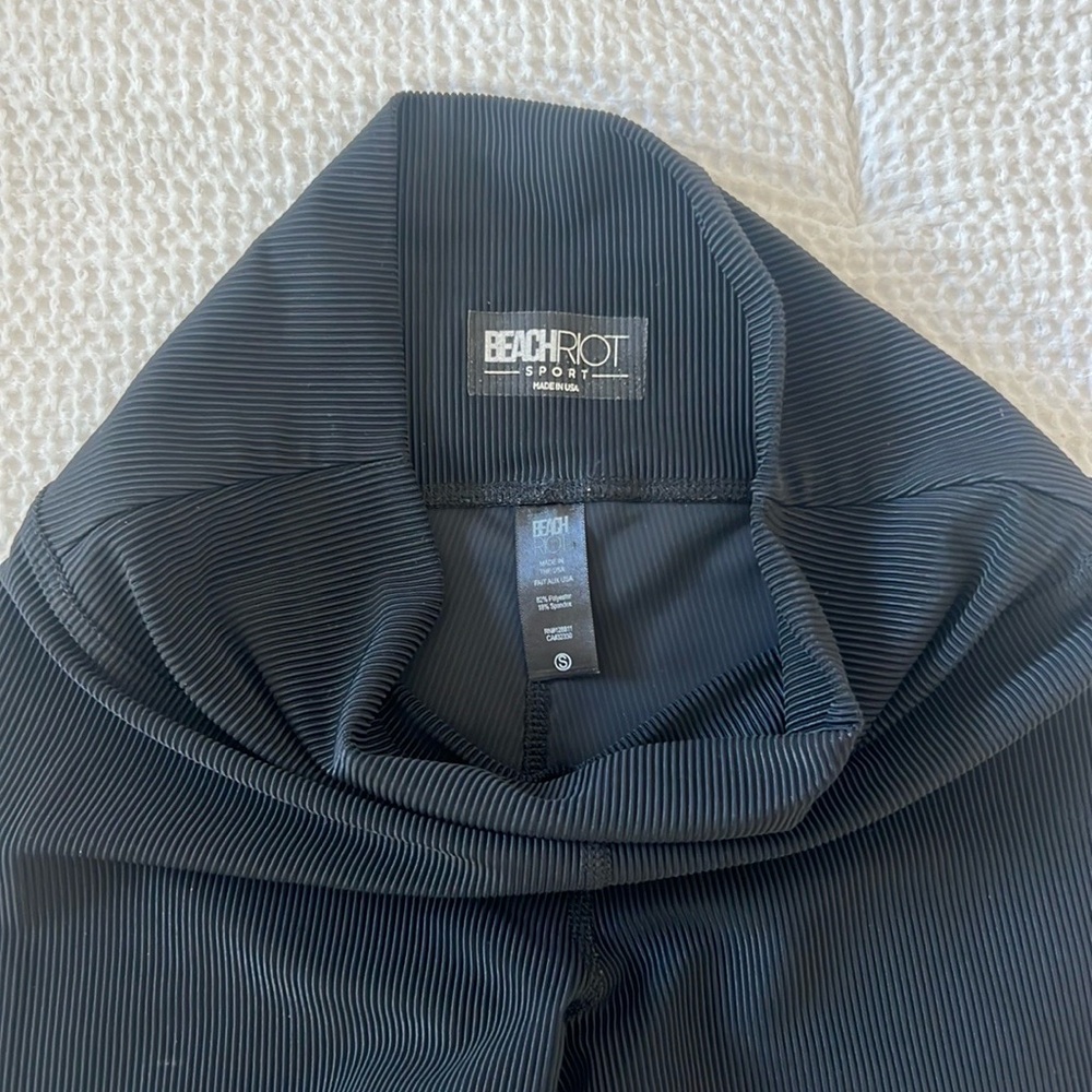 Beach Riot Core Collection Bike Short - Picture 2 of 3